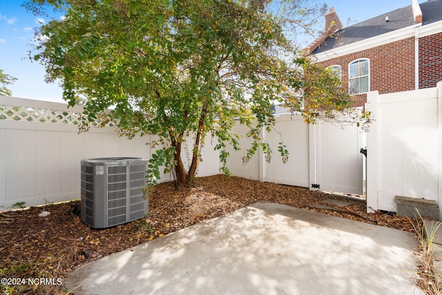 view of patio featuring central AC unit