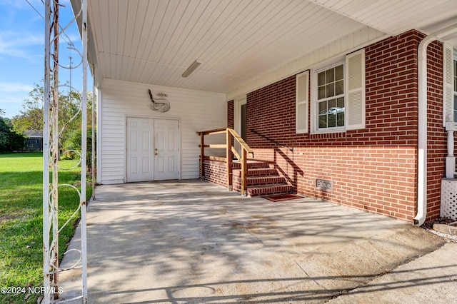 view of property entrance