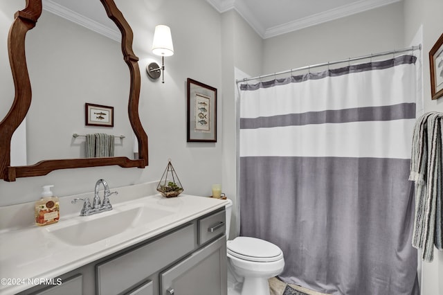 4422 Old Towne St, Wilmington, NC 28412 - full bath featuring toilet, vanity, ornamental molding, and a shower with curtain