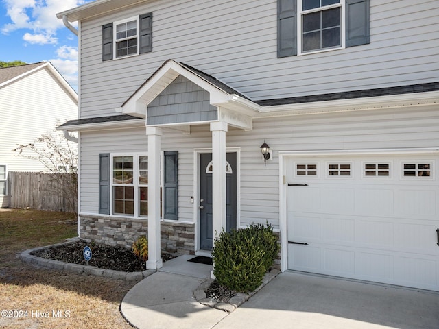 view of front of home featuring a garage