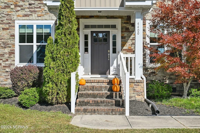 view of entrance to property