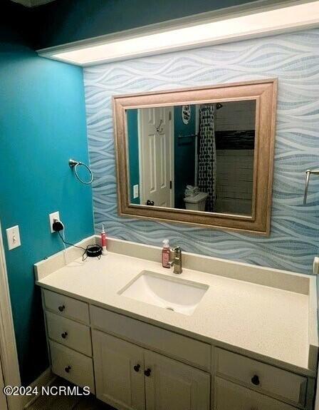 bathroom featuring vanity