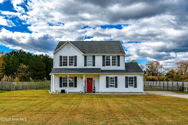 view of front of home with a front lawn