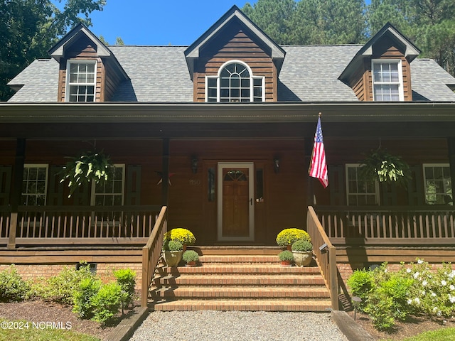 view of front of home with covered porch