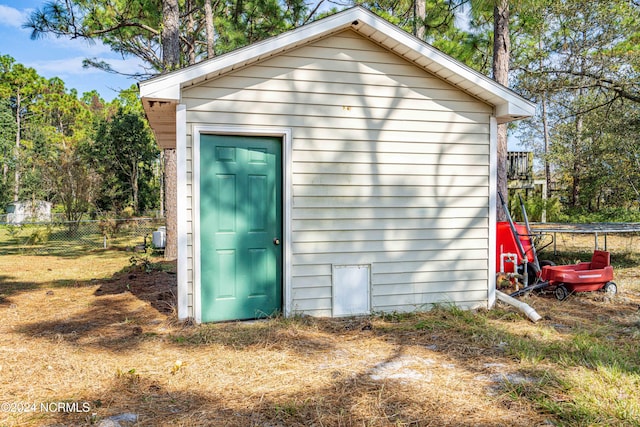 view of outbuilding