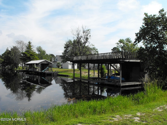 dock area featuring a water view