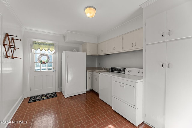 kitchen featuring freestanding refrigerator, brick patterned flooring, a sink, ornamental molding, and light countertops