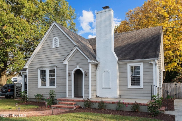 view of front of house