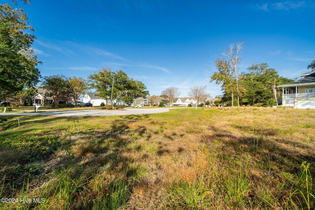 329 Winding Woods Way, Beaufort, NC 28516