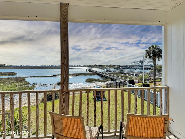 1324 Final Landing Ln, Wilmington, NC 28411 - balcony featuring a water view