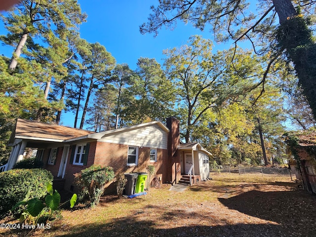 view of home's exterior