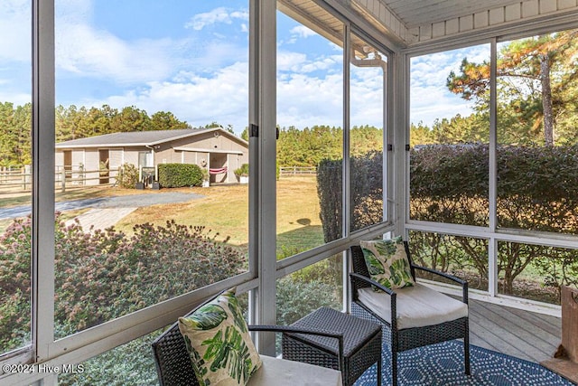154 Horizon Trl, Aberdeen, NC 28315 - view of sunroom / solarium
