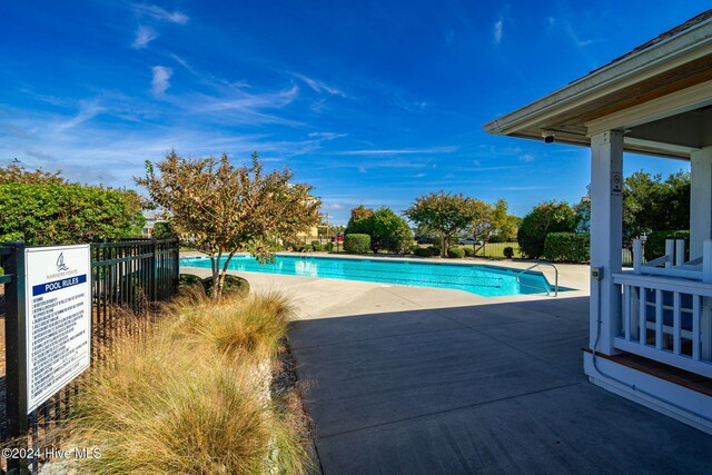 1602 Mainsail Rd, Morehead City, NC 28557
