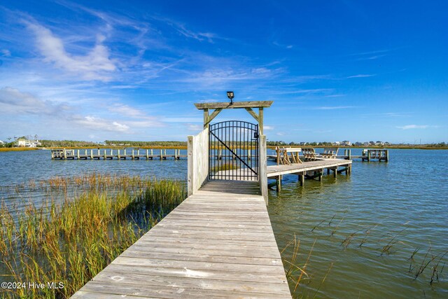 1602 Mainsail Rd, Morehead City, NC 28557