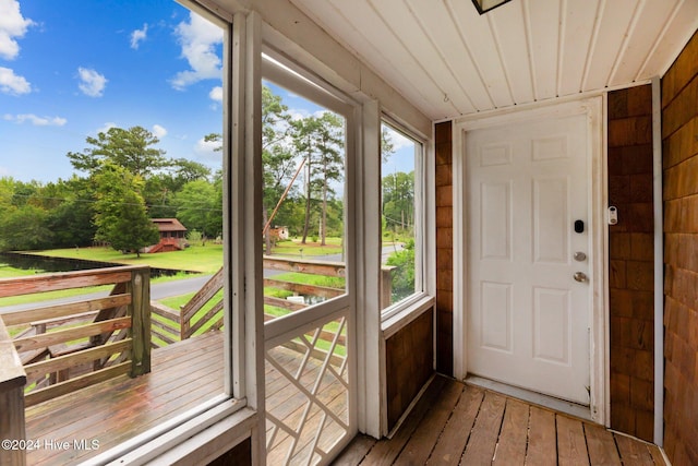 view of unfurnished sunroom