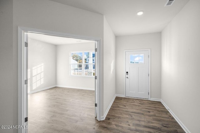 3057 Platinum Cir W, End, NC 27376 - foyer entrance featuring plenty of natural light, wood finished floors, baseboards, and recessed lighting