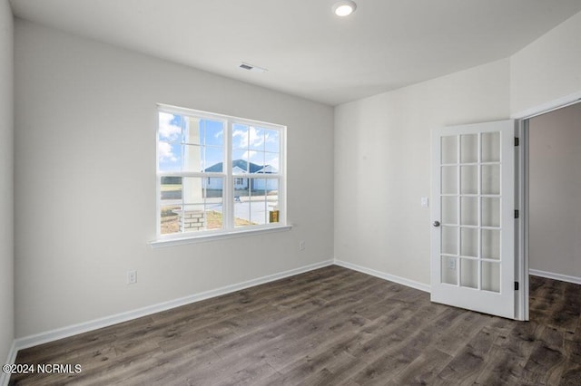 3057 Platinum Cir W, End, NC 27376 - unfurnished room featuring dark wood-style floors and baseboards