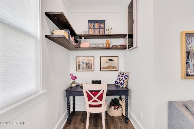 office area featuring wood finished floors and baseboards