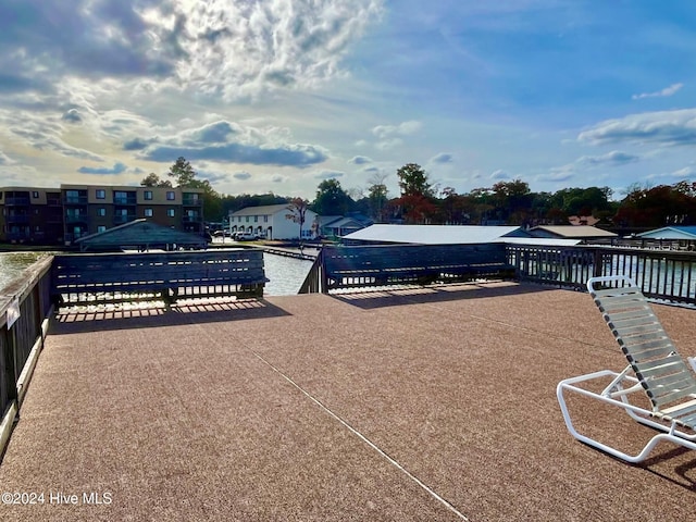 view of property's community featuring a water view