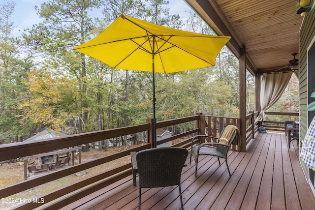 view of wooden deck