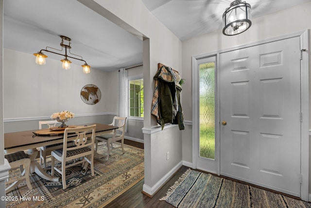 212 Outrigger Rd, New Bern, NC 28562 - foyer featuring dark wood-style floors and baseboards