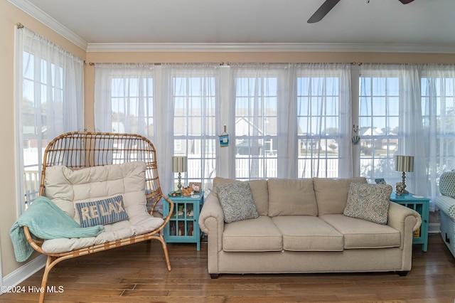 sunroom / solarium with ceiling fan