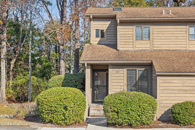 view of front of home