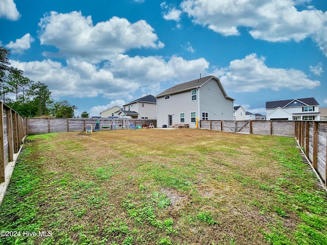 view of yard featuring a playground