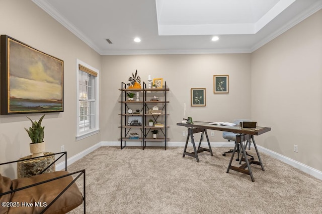 office space with ornamental molding, visible vents, recessed lighting, carpet floors, and baseboards
