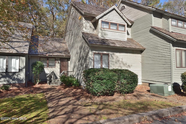 28 Winders Crk, Rocky Mount, NC 27804 - view of front facade featuring central AC