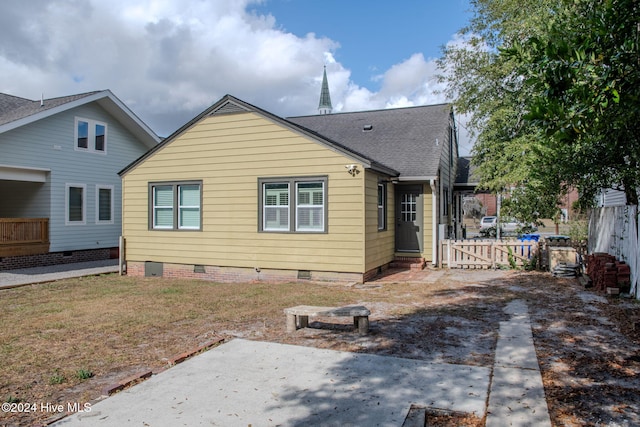 back of house featuring a patio