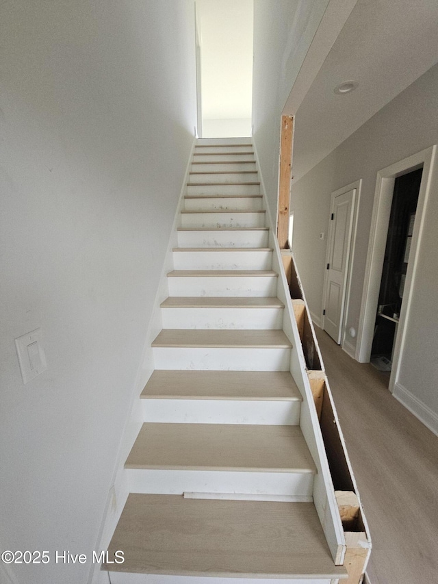 109 Old Village Ln, North Topsail Beach, NC 28460 - view of stairs