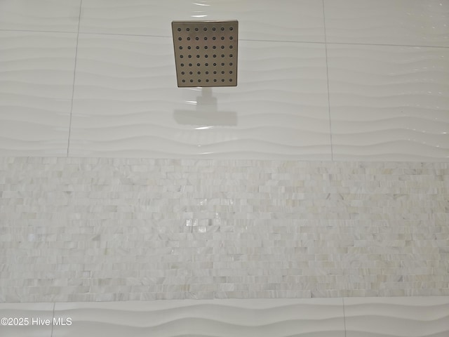 109 Old Village Ln, North Topsail Beach, NC 28460 - bathroom view