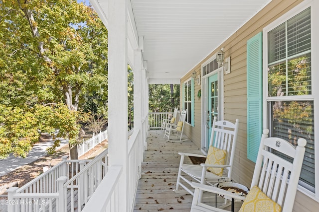 view of patio featuring a porch