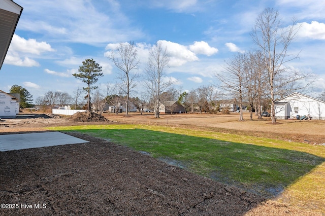 view of yard with a patio area