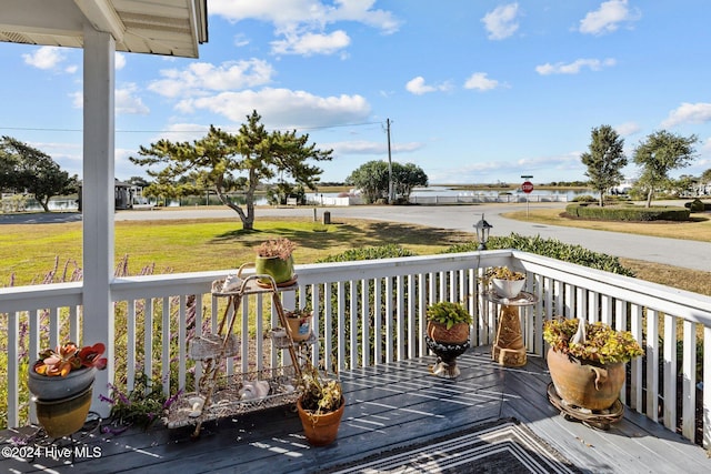 1701 Front St, Beaufort, NC 28516 - view of wooden porch