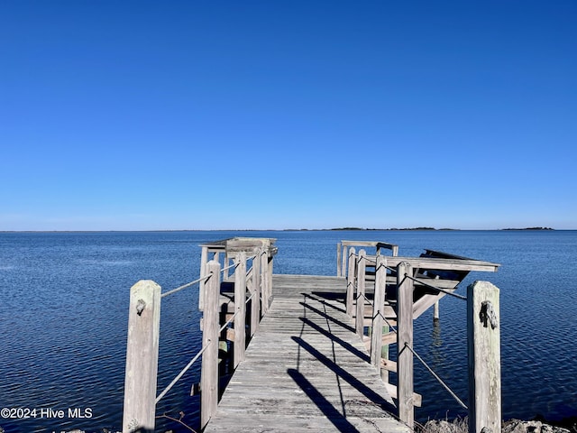 view of dock featuring a water view