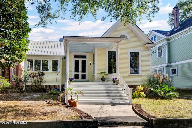 view of front of house with covered porch