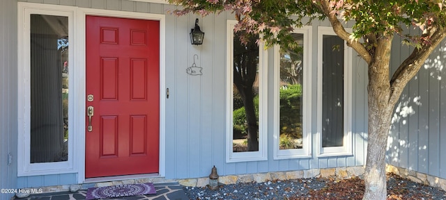 view of entrance to property