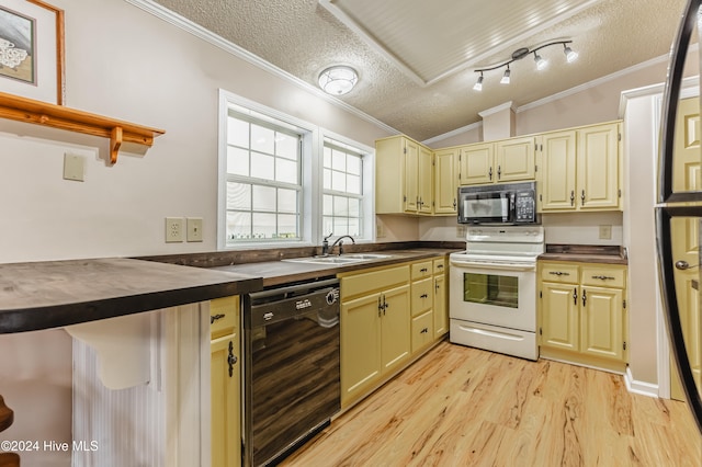 kitchen with black appliances, sink, crown molding, a textured ceiling, and light hardwood / wood-style floors