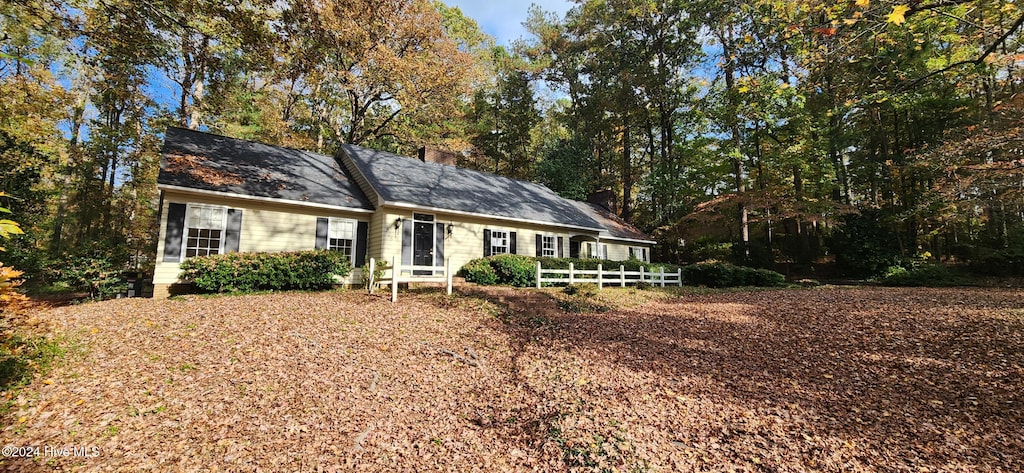 view of front of house