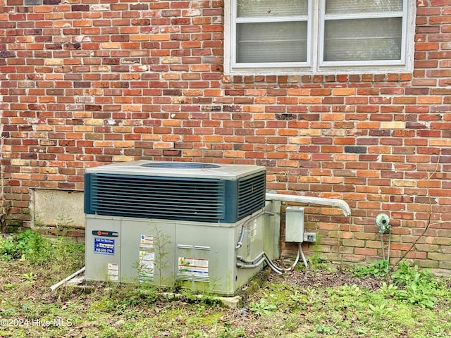 details featuring central air condition unit