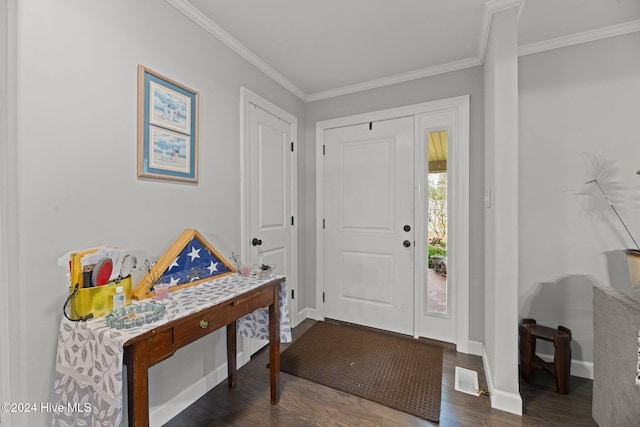 entryway with dark wood-type flooring and crown molding