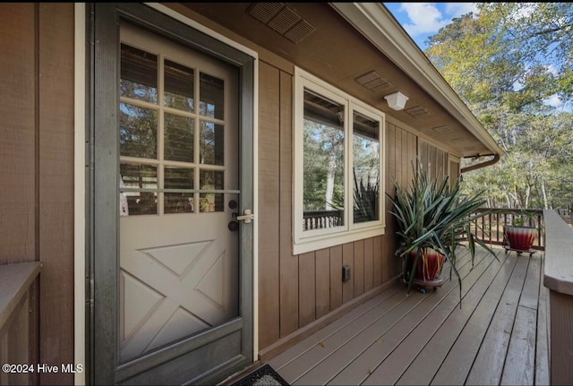 view of entrance to property