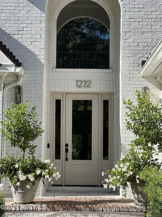 view of property entrance