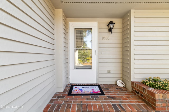 view of entrance to property