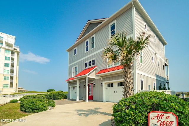 view of front facade featuring a garage