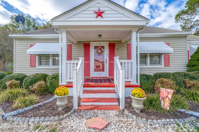 view of front of property