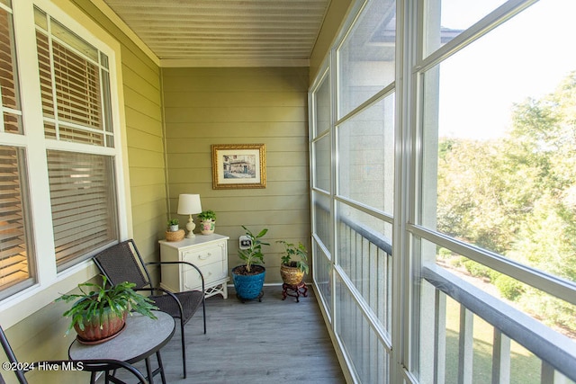 view of sunroom / solarium