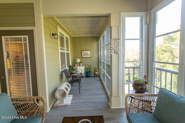 balcony featuring a porch